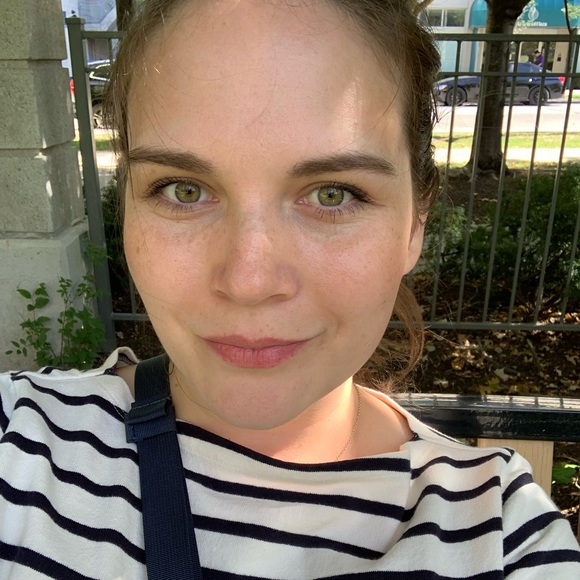 Meet your Posher, Ani - Picture 1 of 1